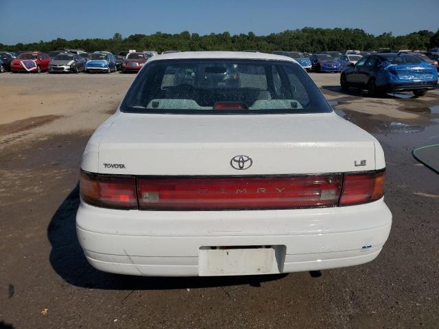 Photo 6 from auction – 1994 TOYOTA CAMRY LE with VIN JT2SK12E0R0225798