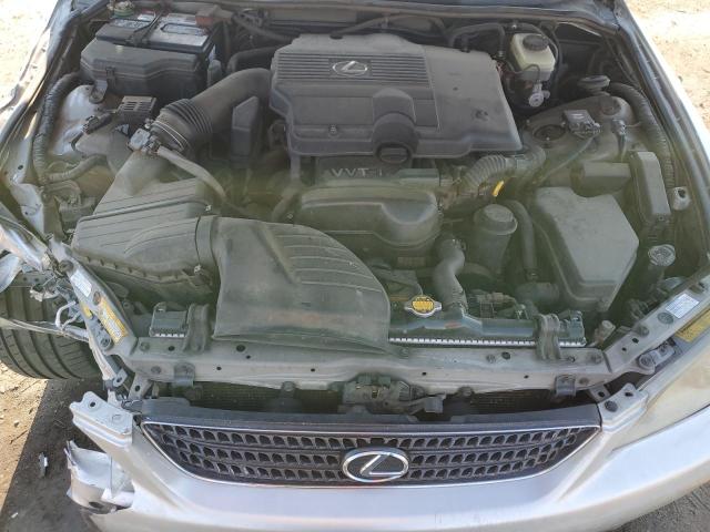 Photo 11 from auction – 2002 LEXUS IS 300 with VIN JTHBD192120044033