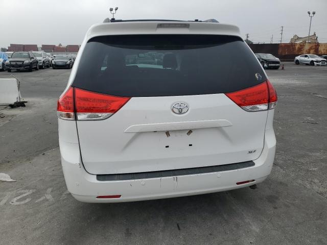 Photo 6 from auction – 2013 TOYOTA SIENNA XLE with VIN 5TDYK3DC5DS360421