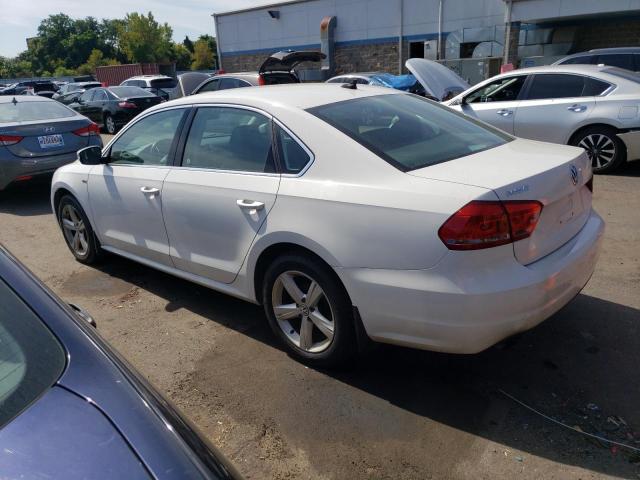 Photo 2 from auction – 2015 VOLKSWAGEN PASSAT S with VIN 1VWAT7A31FC102537