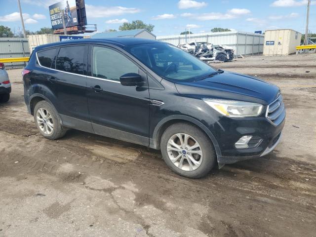 Photo 4 from auction – 2017 FORD ESCAPE SE with VIN 1FMCU0GD4HUC63540