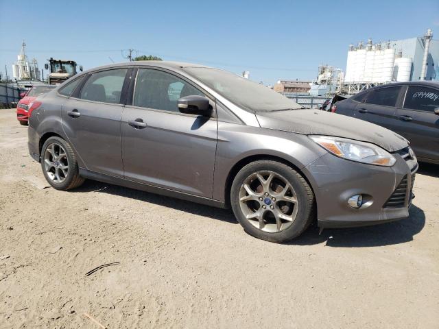 Снимка 4 от търг – 2014 FORD FOCUS SE с VIN 1FADP3F2XEL429715