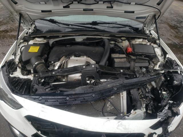 Photo 12 from auction – 2019 BUICK REGAL TOUR with VIN W04GU8SX4K1024014