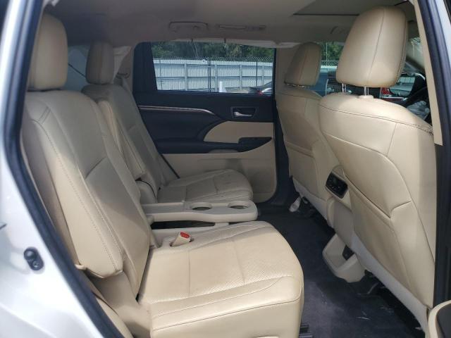 Photo 11 from auction – 2018 TOYOTA HIGHLANDER with VIN 5TDYZRFH3JS263981