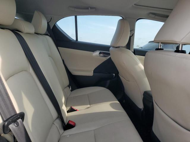 Photo 10 from auction – 2011 LEXUS CT 200 with VIN JTHKD5BH6B2042725