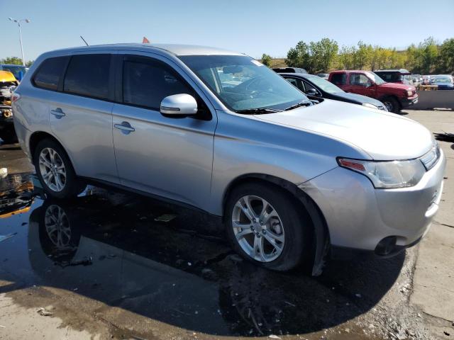 Photo 4 from auction – 2014 MITSUBISHI OUTLANDER with VIN JA4AZ3A3XEZ013548