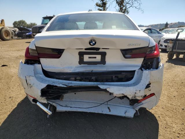 صورة رقم 6 من المزاد - 2024 BMW 330I مع VIN 3MW69FF00R8E13692