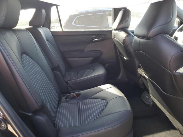 Zdjęcie 11 z aukcji – 2024 TOYOTA HIGHLANDER z VIN 5TDKDRAH1RS548458