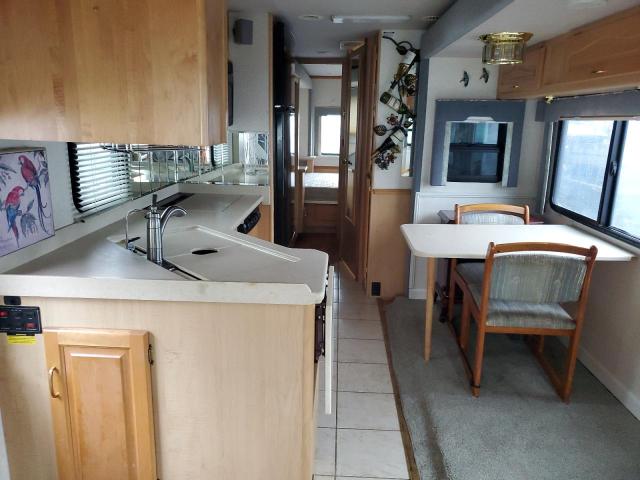 Photo 6 from auction – 2003 NXUB DOLPHIN LX with VIN 5B4MP67G133372510
