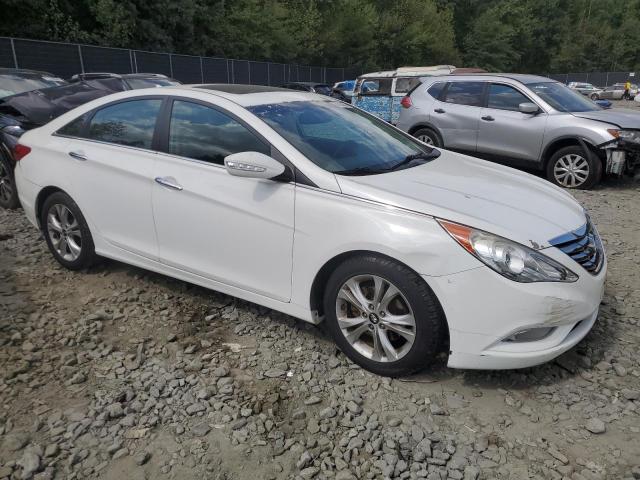 Photo 4 from auction – 2011 HYUNDAI SONATA SE with VIN 5NPEC4AC2BH029115