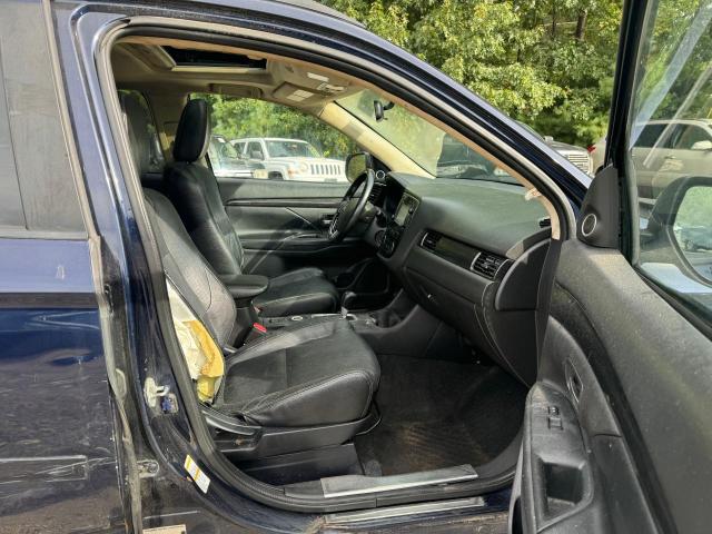 Photo 5 from auction – 2016 MITSUBISHI OUTLANDER with VIN JA4AZ3A32GZ037636