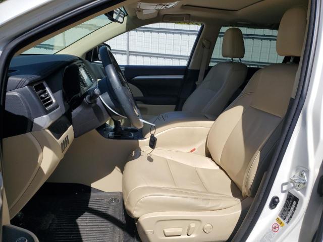 Photo 7 from auction – 2015 TOYOTA HIGHLANDER with VIN 5TDJKRFH6FS218739