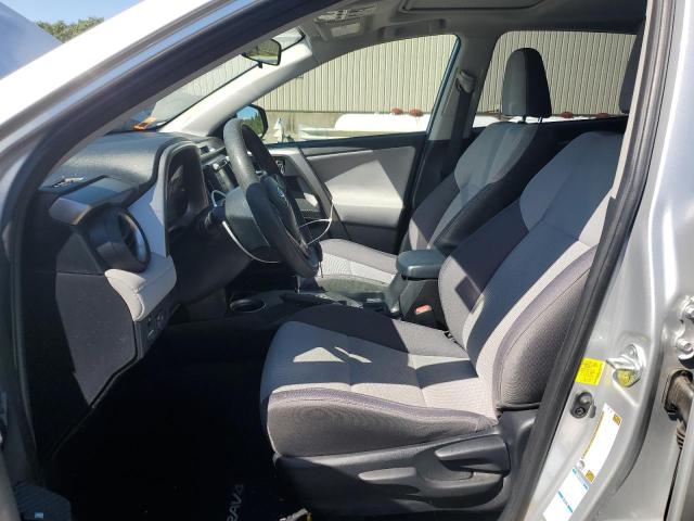 Photo 7 from auction – 2015 TOYOTA RAV4 XLE with VIN JTMRFREV6FD127609