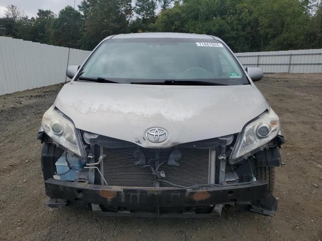 Photo 5 from auction – 2012 TOYOTA SIENNA LE with VIN 5TDKK3DC6CS239434