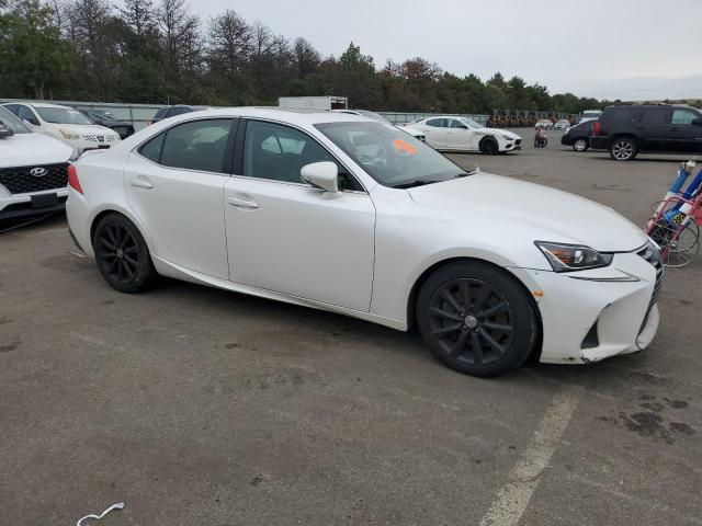 Photo 4 from auction – 2017 LEXUS IS 300 with VIN JTHCM1D29H5022952