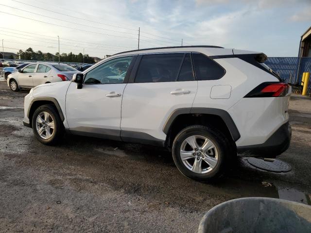 Photo 2 from auction – 2021 TOYOTA RAV4 XLE with VIN 2T3W1RFV3MC139072