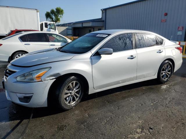 NISSAN ALTIMA 2.5 2015 with VIN 1N4AL3AP0FN895810 - Photo from auction