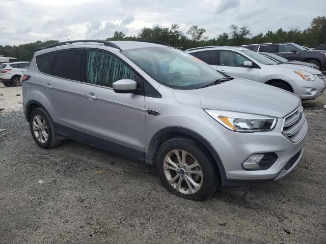 Photo 4 from auction – 2018 FORD ESCAPE SE with VIN 1FMCU0GD0JUC90336