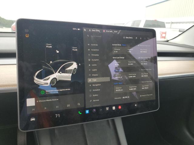 Photo 9 from auction – 2022 TESLA MODEL 3 with VIN 5YJ3E1EB9NF106373