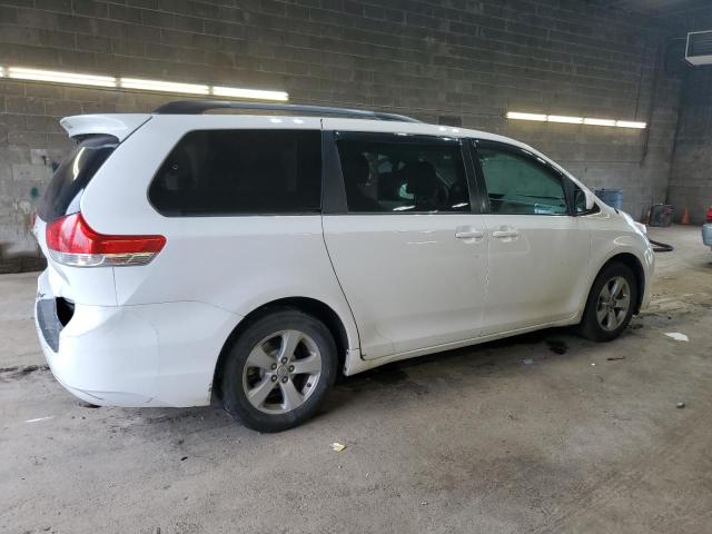 Photo 3 from auction – 2013 TOYOTA SIENNA with VIN 5TDKK3DC7DS360216