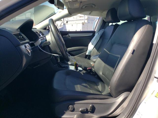Photo 7 from auction – 2012 VOLKSWAGEN PASSAT SE with VIN 1VWBP7A38CC040302