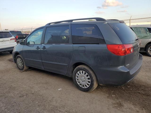Photo 2 from auction – 2010 TOYOTA SIENNA CE with VIN 5TDKK4CC0AS319980