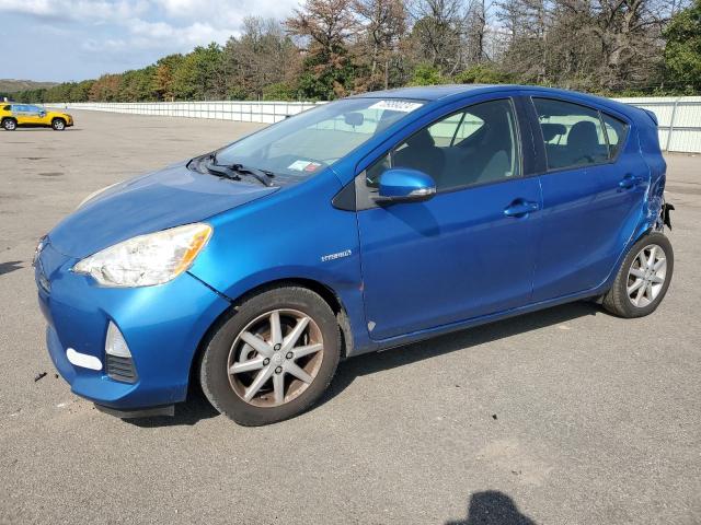 Photo 1 from auction – 2013 TOYOTA PRIUS C with VIN JTDKDTB34D1040491