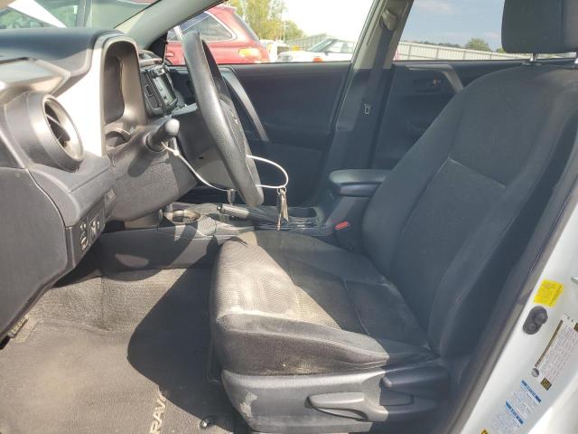 Photo 7 from auction – 2015 TOYOTA RAV4 LE with VIN JTMBFREV0FJ033373