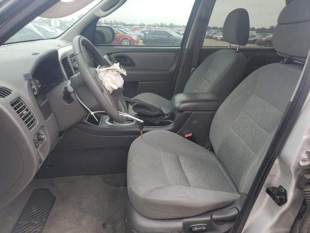 Photo 7 from auction – 2005 FORD ESCAPE XLT with VIN 1FMYU93135KB28014