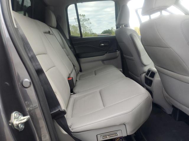 Photo 10 from auction – 2017 HONDA RIDGELINE with VIN 5FPYK3F74HB017794