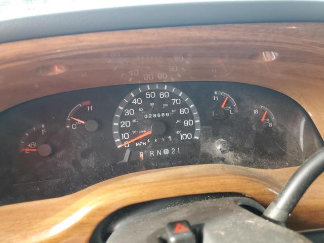Photo 8 from auction – 2003 FORD ECONOLINE with VIN 1FDXE45S13HB13975