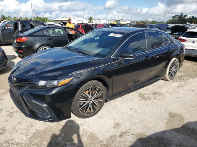 TOYOTA CAMRY SE 2022 with VIN 4T1G11AK2NU038665 - Photo from auction