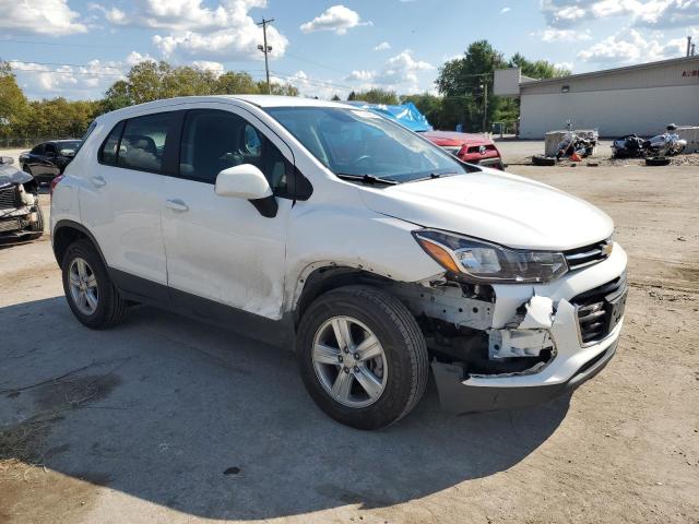 Photo 4 from auction – 2018 CHEVROLET TRAX LS with VIN 3GNCJNSB5JL218209