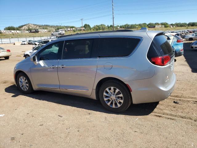 Photo 2 from auction – 2017 CHRYSLER PACIFICA T with VIN 2C4RC1BG7HR837408