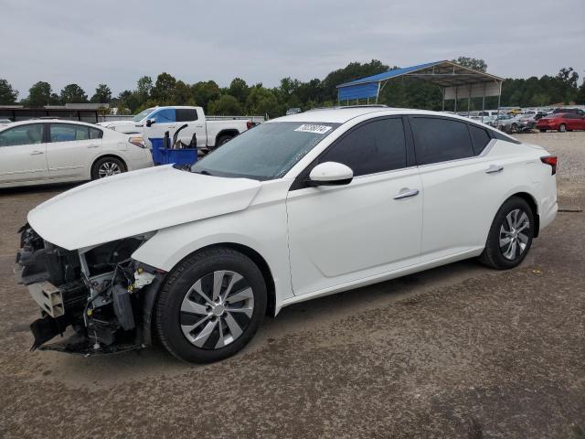 NISSAN ALTIMA S 2019 with VIN 1N4BL4BV0KC256758 - Photo from auction