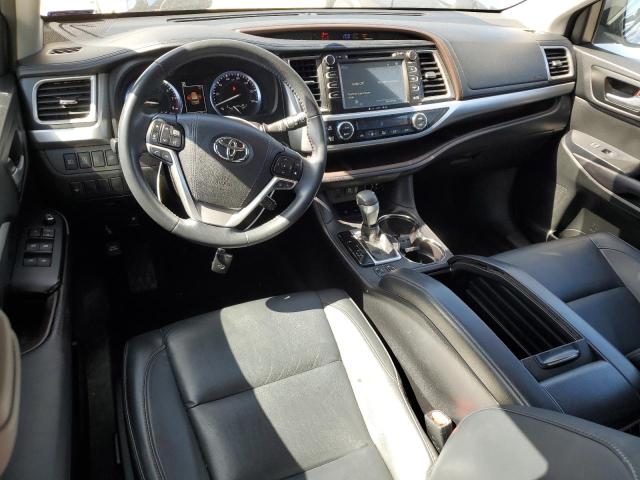 Photo 8 from auction – 2017 TOYOTA HIGHLANDER with VIN 5TDJZRFH5HS361678