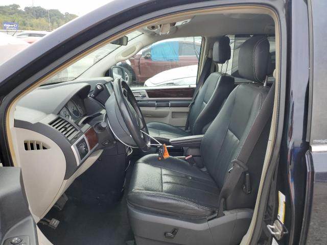 Photo 7 from auction – 2010 CHRYSLER TOWN & COU with VIN 2A4RR8DX1AR330542