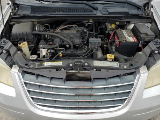 Photo 12 from auction – 2010 CHRYSLER TOWN & COU with VIN 2A4RR4DE7AR150649