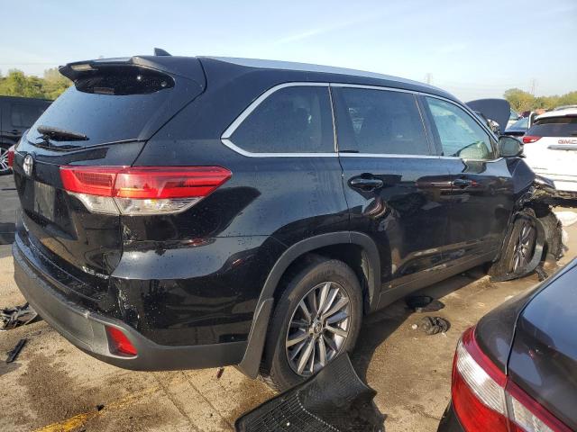 Photo 3 from auction – 2019 TOYOTA HIGHLANDER with VIN 5TDJZRFH6KS591205