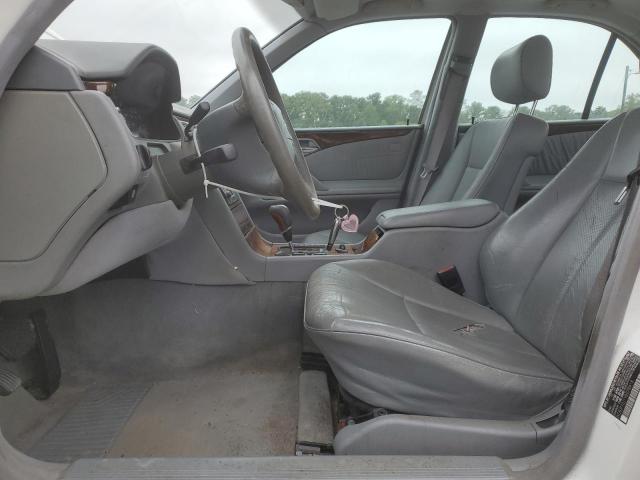 Photo 7 from auction – 2000 MERCEDES-BENZ E 430 with VIN WDBJF70J1YB078418