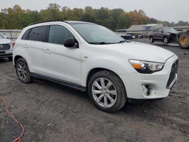 Photo 4 from auction – 2013 MITSUBISHI OUTLANDER with VIN 4A4AR5AUXDE025451