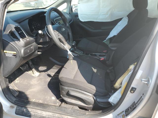 Photo 7 from auction – 2017 KIA FORTE LX with VIN 3KPFK4A75HE101027