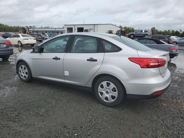 Photo 2 from auction – 2018 FORD FOCUS S with VIN 1FADP3E21JL332849