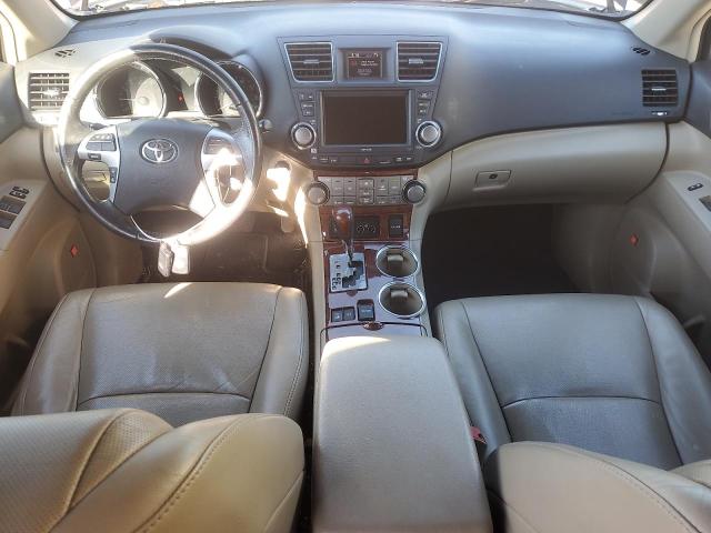 Photo 8 from auction – 2011 TOYOTA HIGHLANDER with VIN 5TDDK3EH2BS070840