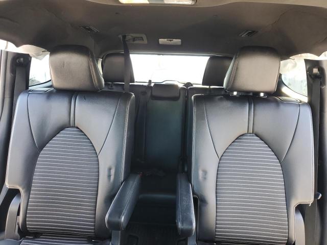Photo 10 from auction – 2022 TOYOTA HIGHLANDER with VIN 5TDLZRAH9NS117639