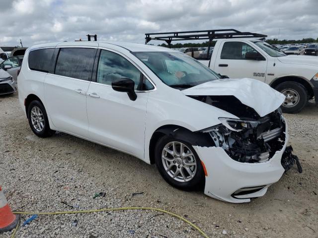 Photo 4 from auction – 2024 CHRYSLER PACIFICA T with VIN 2C4RC1BG8RR116127