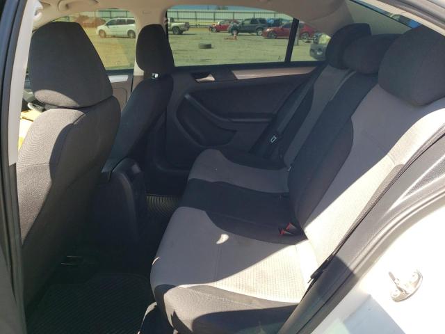 Photo 10 from auction – 2017 VOLKSWAGEN JETTA S with VIN 3VW2B7AJ8HM352977