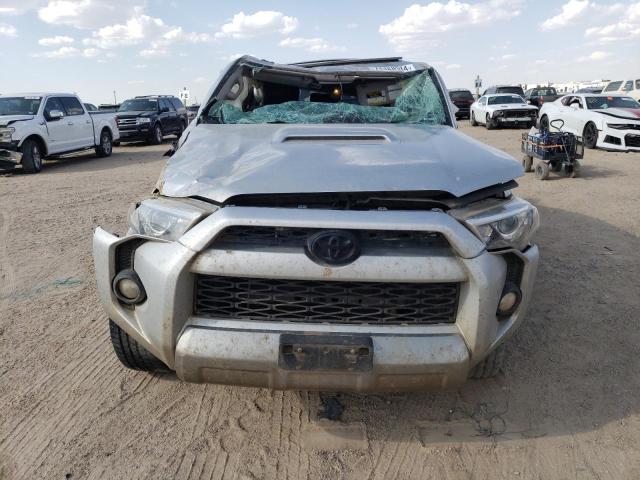 Photo 5 from auction – 2019 TOYOTA 4RUNNER SR with VIN JTEBU5JRXK5679543