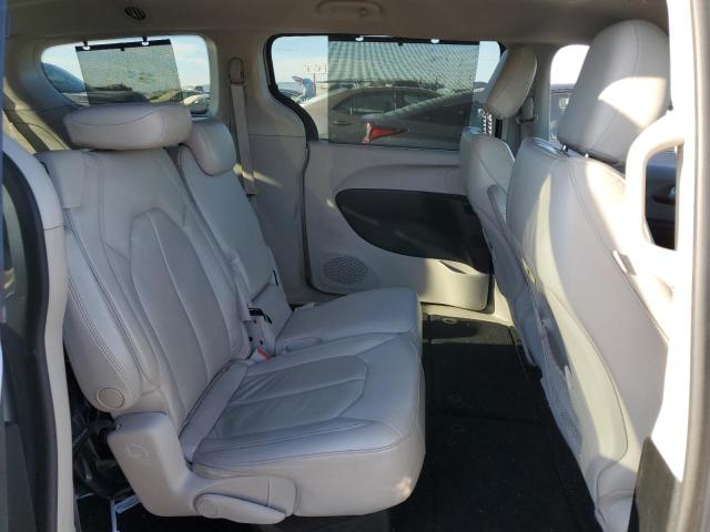 Фото 11 с аукциона – 2018 CHRYSLER PACIFICA T с VIN 2C4RC1BG3JR270572