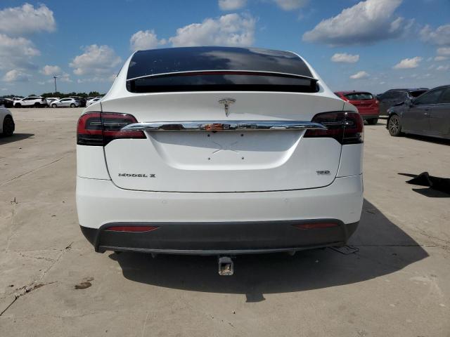 Photo 6 from auction – 2018 TESLA MODEL X with VIN 5YJXCAE20JF112371